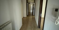 For Sale: Apartment in Mansourieh