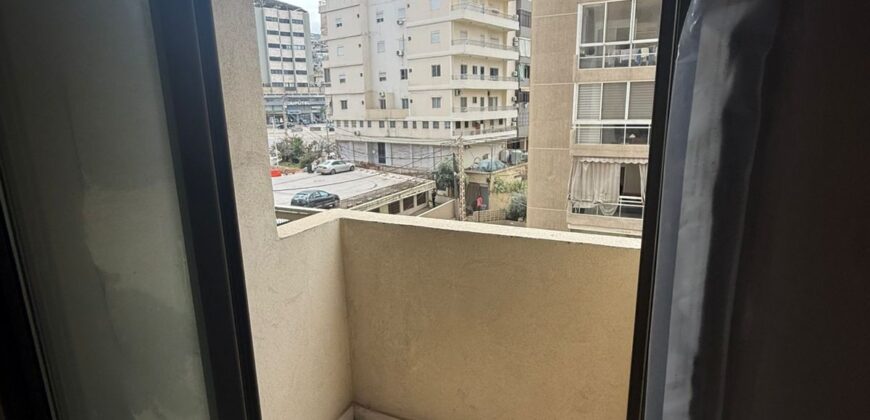 For Sale: Apartment in Jdeideh