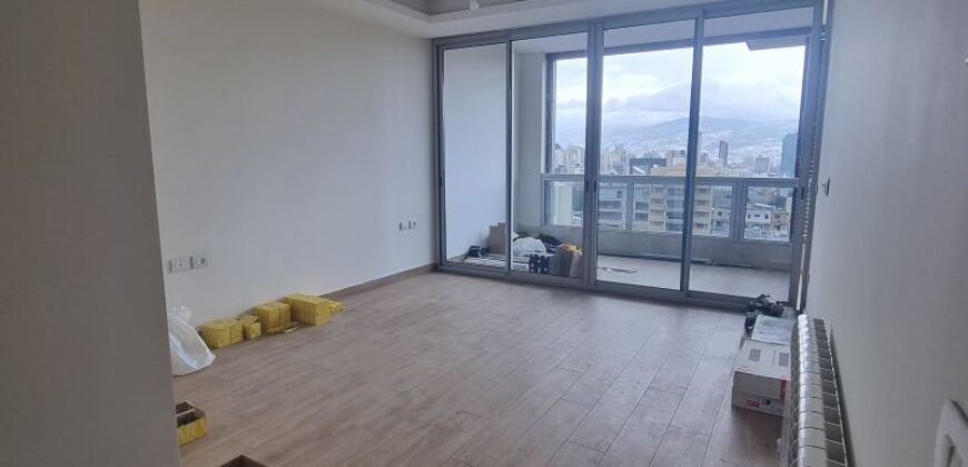 For Sale: Apartment in Ras El Nabeh