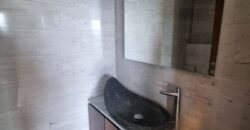 For Sale: Apartment in Ras El Nabeh