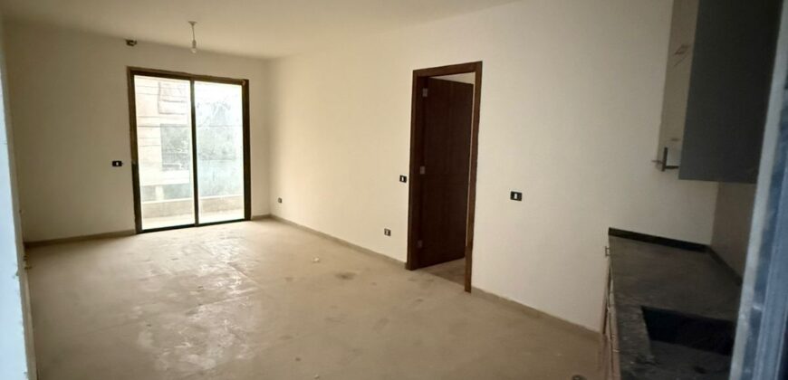 For Sale: Apartment in Mansourieh