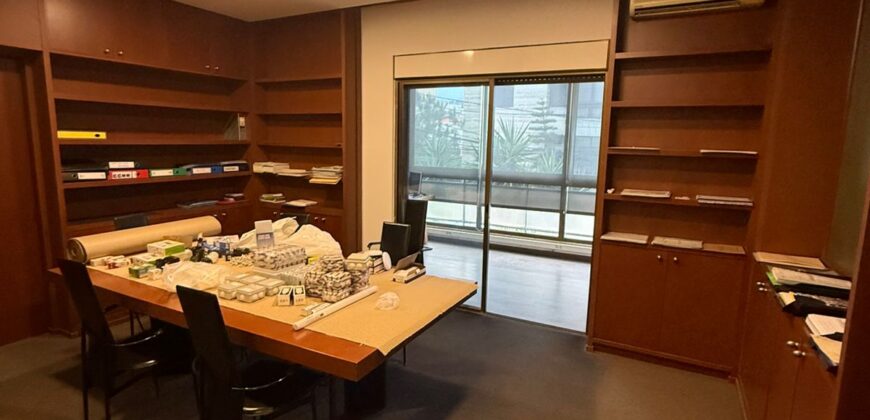 For Sale: Office in Mansourieh