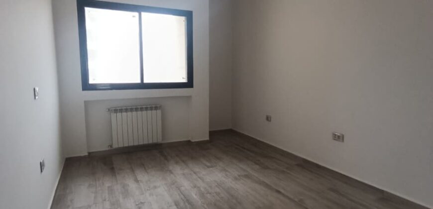 For Sale: Apartment in Jal El Dib