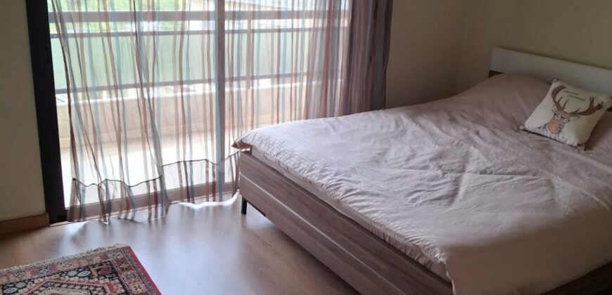 For Sale: Apartment in Horsh Tabet