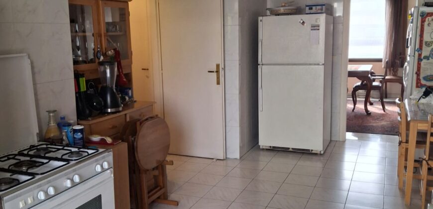 For Sale: Apartment in Horsh Tabet