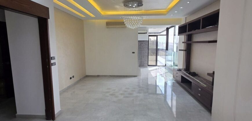For Sale: Apartment in Horsh Tabet