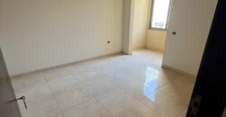 For Sale: Apartment in Dekweneh