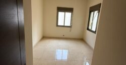For Sale: Apartment in Dekweneh