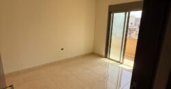 For Sale: Apartment in Dekweneh