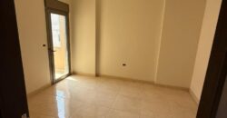 For Sale: Apartment in Dekweneh