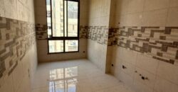 For Sale: Apartment in Dekweneh
