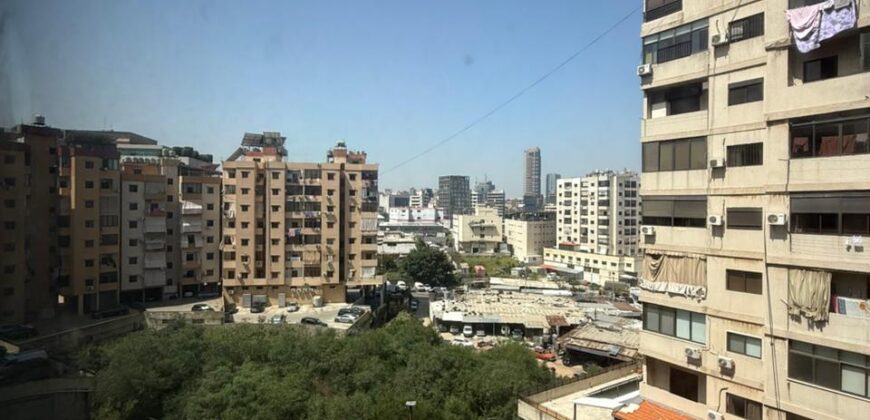 For Sale: Apartment in Dekweneh