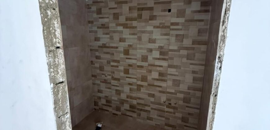 For Sale: Apartment in Dekweneh
