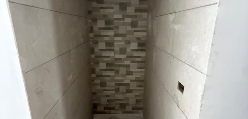 For Sale: Apartment in Dekweneh