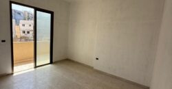For Sale: Apartment in Dekweneh