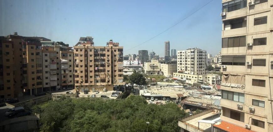 For Sale: Apartment in Dekweneh