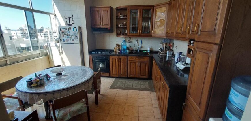 For Sale: Apartment in Jdeideh
