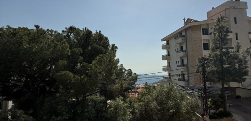 For Sale: Apartment in Monteverde