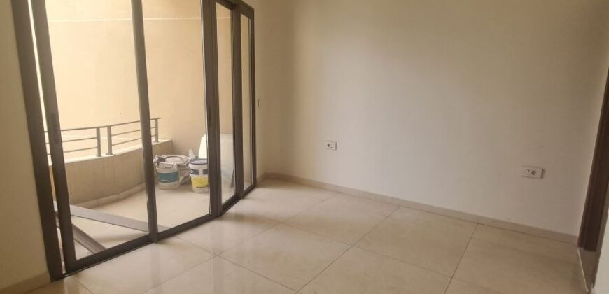 For Sale: Apartment in Achrafieh