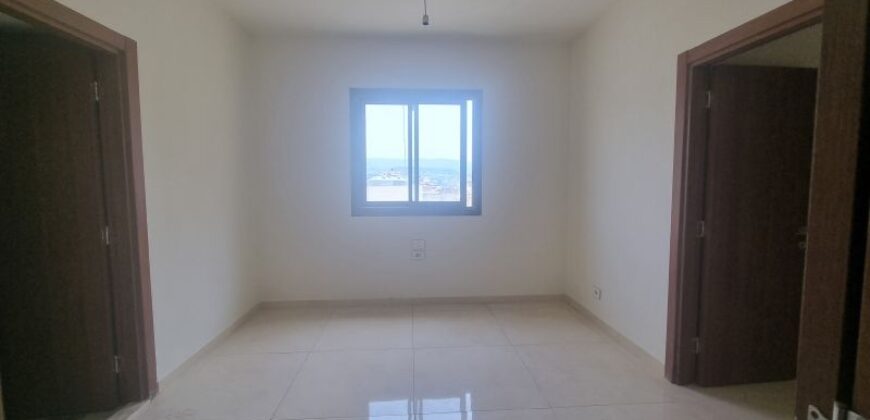 For Sale: Apartment in Achrafieh