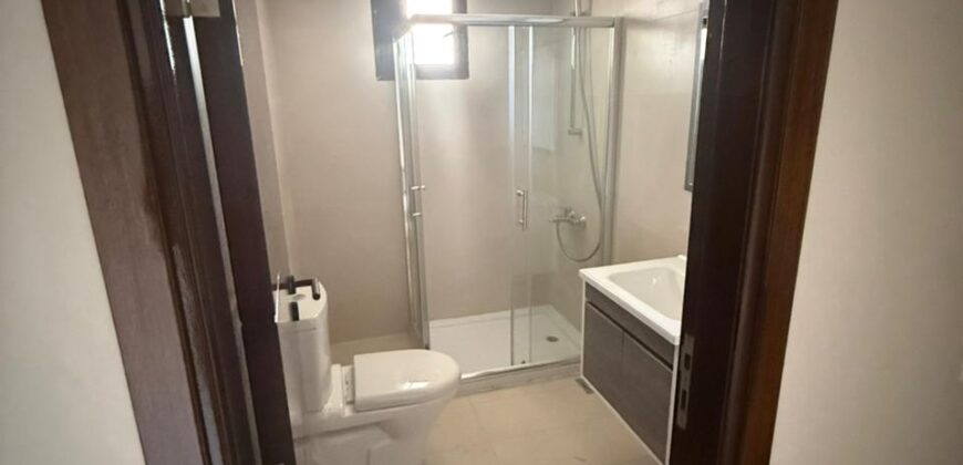 For Sale: Apartment in Ain Najem