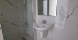 For Sale: Apartment in Ain el Mraisseh