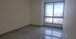For Sale: Apartment in Ain el Mraisseh