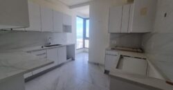 For Sale: Apartment in Ain el Mraisseh