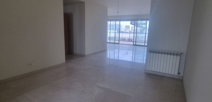 For Sale: Apartment in Rmeil-Achrafieh