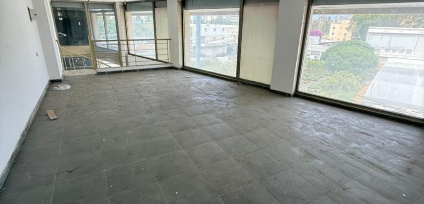 For Sale: Shop in Hazmieh