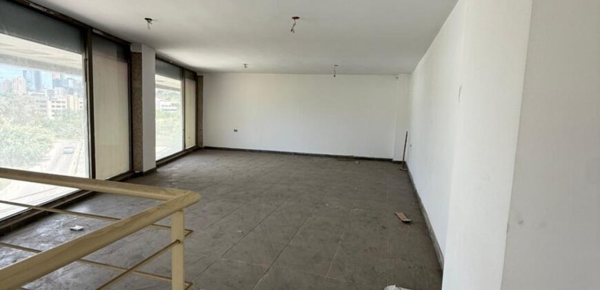 For Sale: Shop in Hazmieh