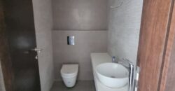 For Sale: Apartment in Achrafieh