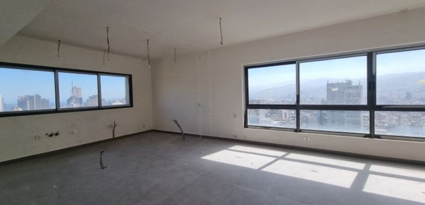 For Sale: Apartment in Achrafieh