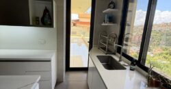 For Sale: Apartment in Mansourieh