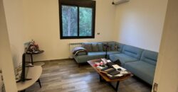 For Sale: Apartment in Mansourieh
