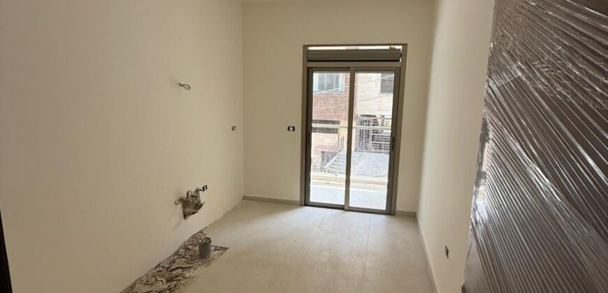 For Sale: Apartment in Mar Roukouz