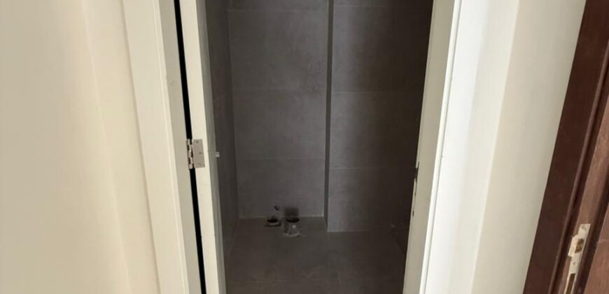 For Sale: Apartment in Mar Roukouz