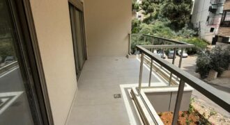 For Sale: Apartment in Mar Roukouz