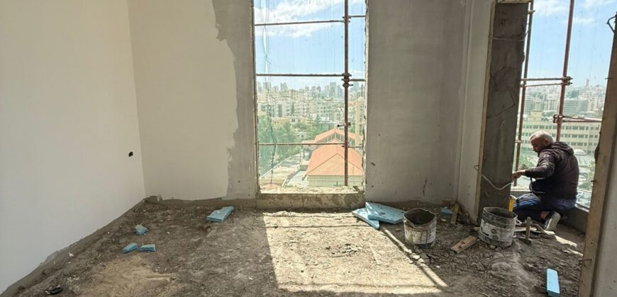 For Sale: Apartment in Dekwaneh