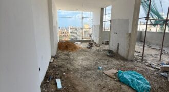 For Sale: Apartment in Dekwaneh