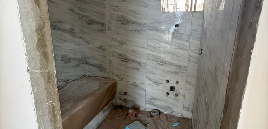 For Sale: Apartment in Dekwaneh