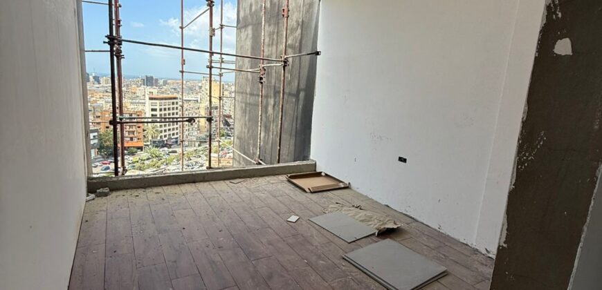 For Sale: Apartment in Dekwaneh