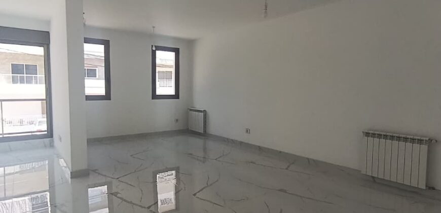 For Sale: Apartment in Bsalim