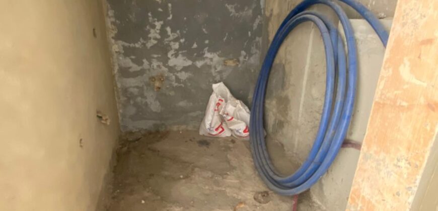 For Sale: Apartment in Mtayleb