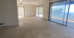 For Sale: Apartment in Mtayleb