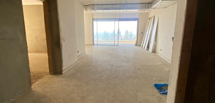 For Sale: Apartment in Mtayleb