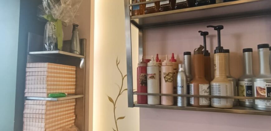 For Sale: Restaurant in Jal El Dib