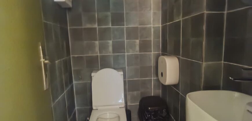 For Sale: Restaurant in Jal El Dib