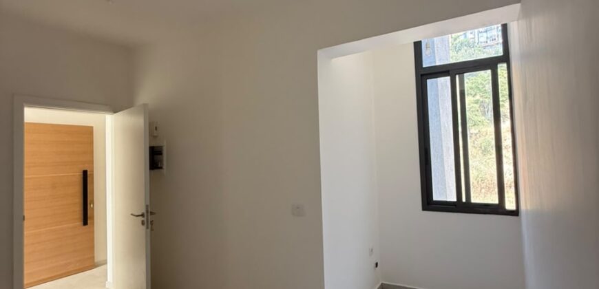 For Sale: Apartment in Fanar