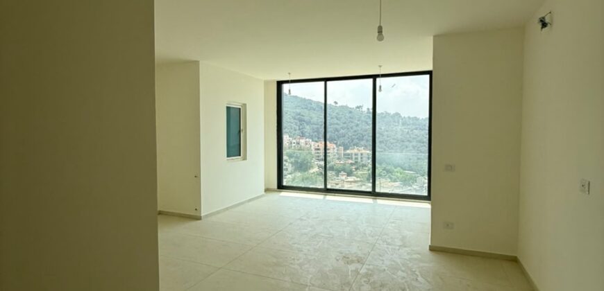 For Sale: Apartment in Fanar